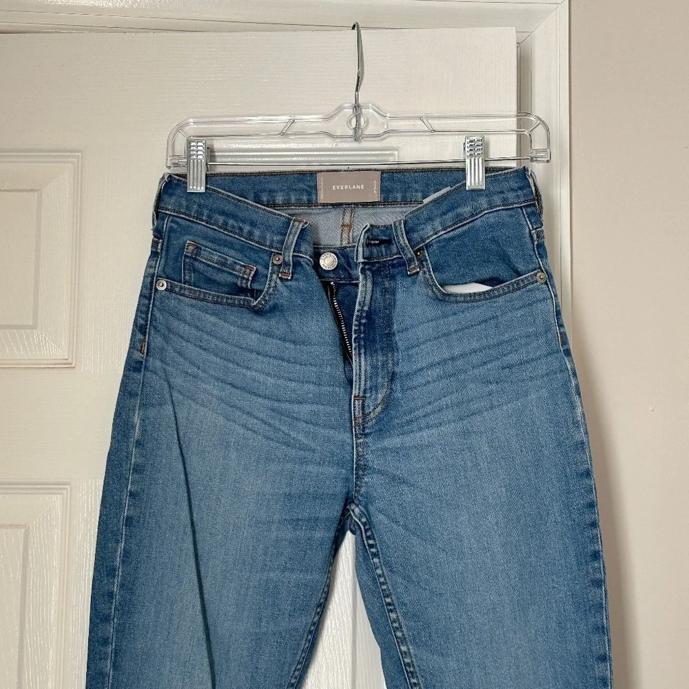 Everlane Slim Straight Leg Medium Wash Denim Jeans Size 28 Regular Women Capsule - Picture 3 of 7